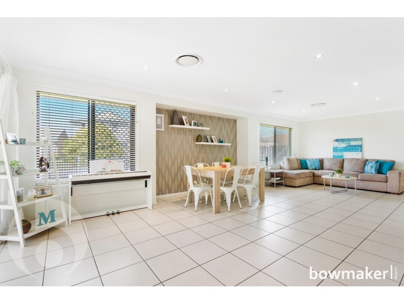 21 Williams Crescent, North Lakes QLD 4509