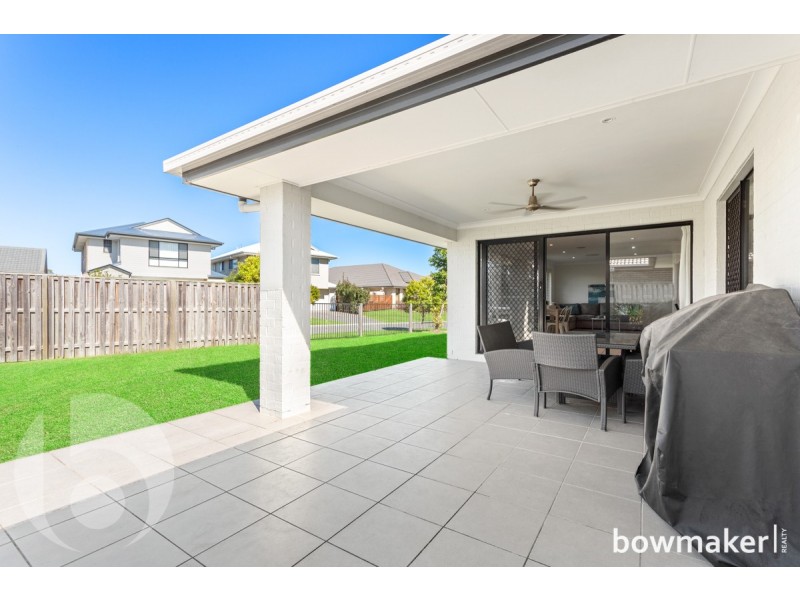 21 Williams Crescent, North Lakes QLD 4509