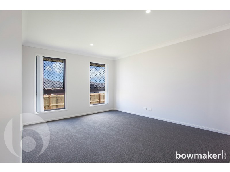 10 Hinton Crescent, Mango Hill QLD 4509