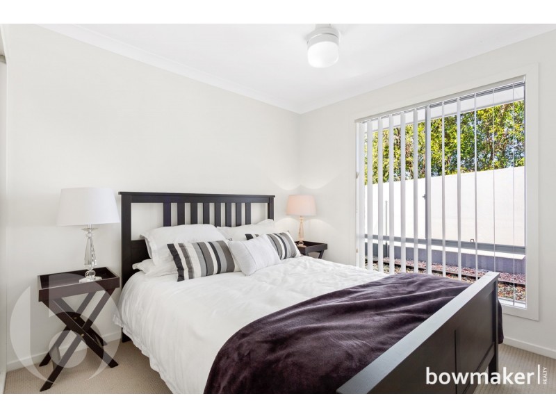 8 Dunes Crescent, North Lakes QLD 4509