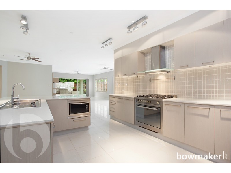 4 Satinay Parade, North Lakes QLD 4509