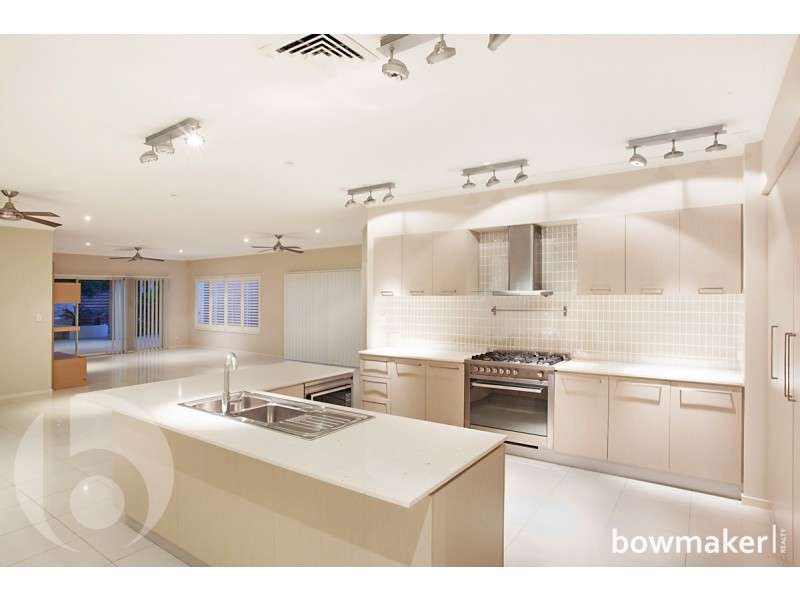 4 Satinay Parade, North Lakes QLD 4509