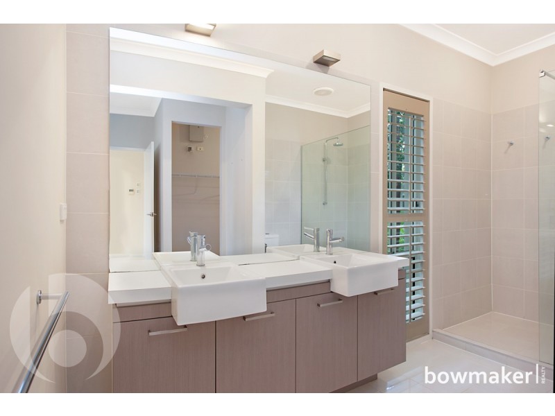 4 Satinay Parade, North Lakes QLD 4509