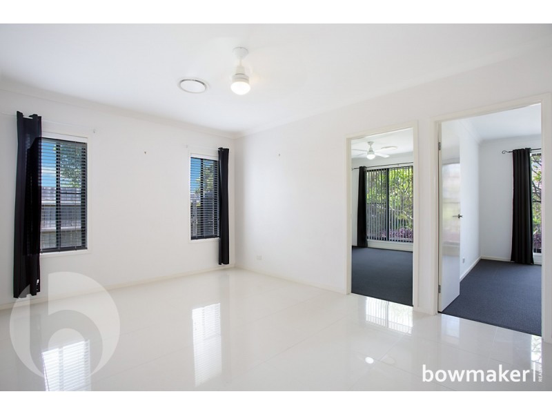 10 Freeman Street, North Lakes QLD 4509