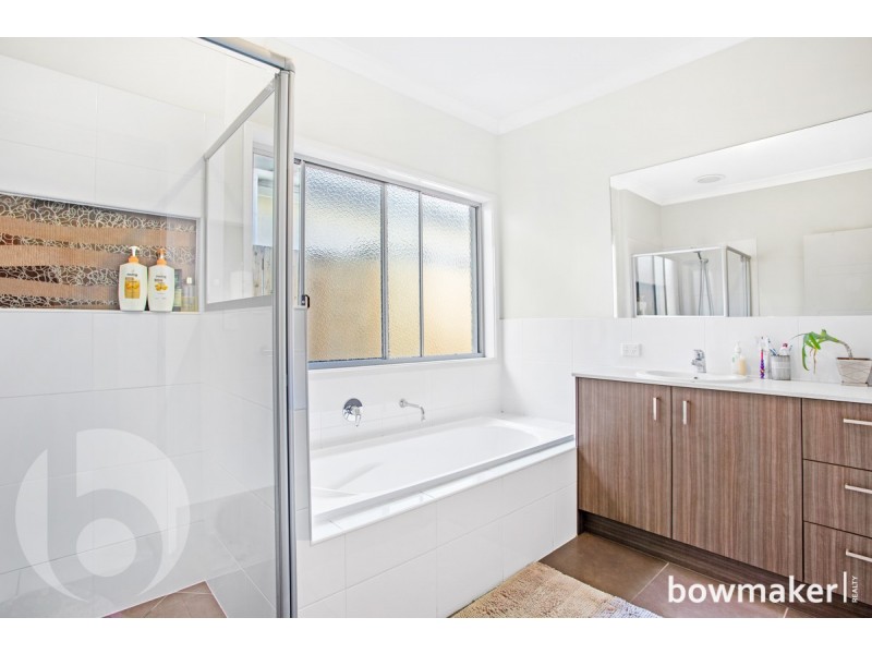 6 Crenshaw Street, North Lakes QLD 4509