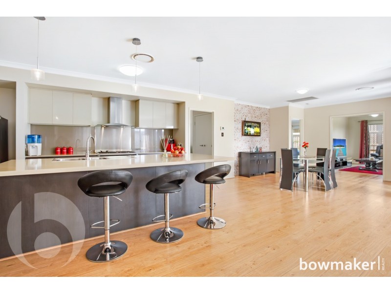 24 Wallis Circuit, North Lakes QLD 4509
