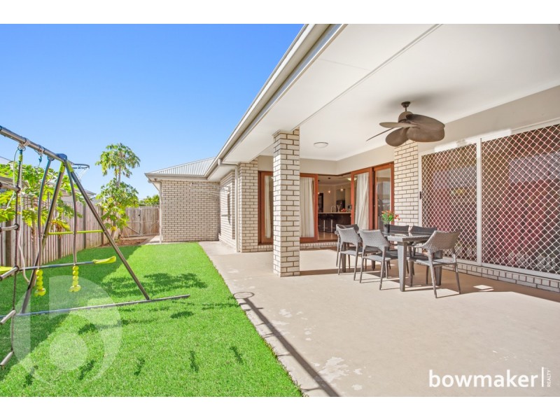 24 Wallis Circuit, North Lakes QLD 4509
