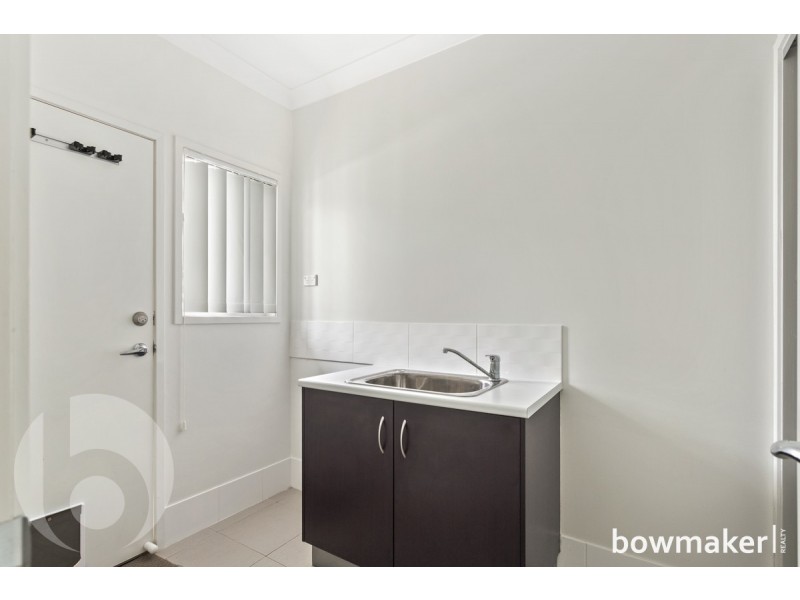 15 Rawlins Crescent, North Lakes QLD 4509