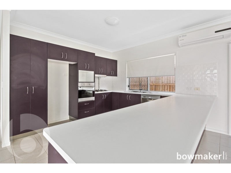 15 Rawlins Crescent, North Lakes QLD 4509