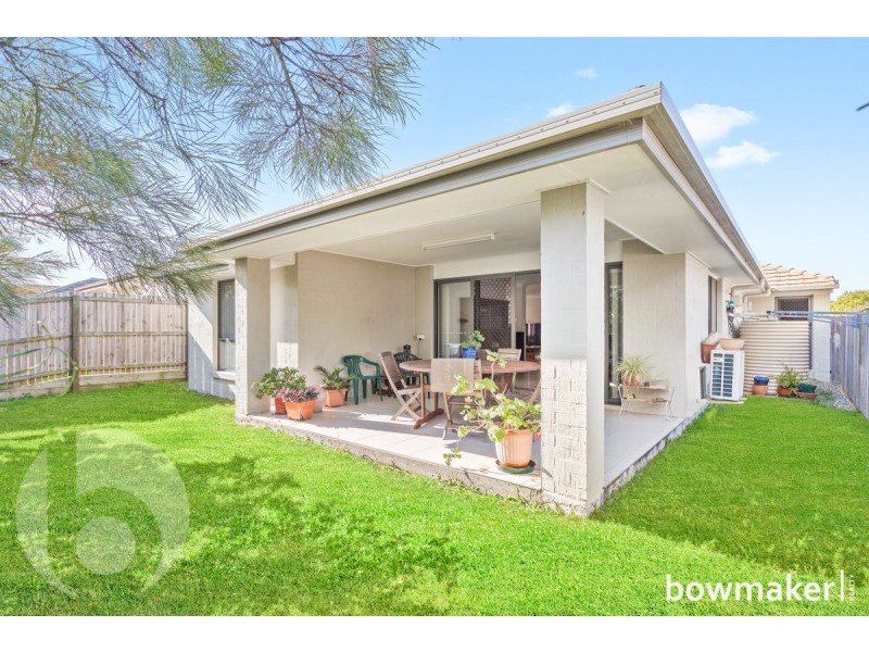 11 Riviera Crescent, North Lakes QLD 4509