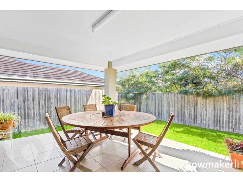 11 Riviera Crescent, North Lakes QLD 4509
