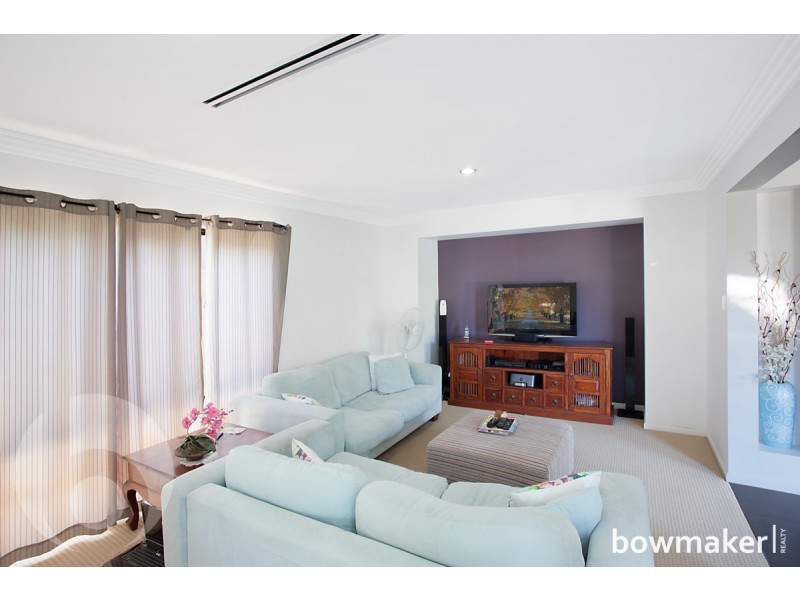 3 Lester Place, North Lakes QLD 4509