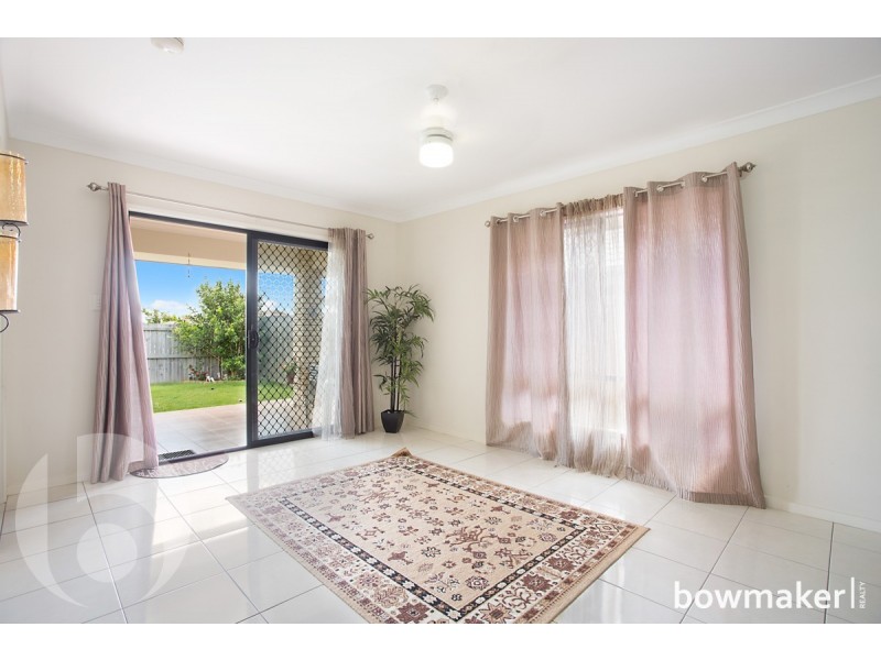 6 Williams Crescent, North Lakes QLD 4509