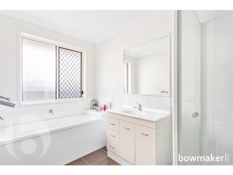 154 Nicklaus Parade, North Lakes QLD 4509