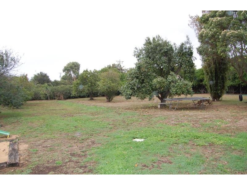 172 Officers Lane, Koroit VIC 3282