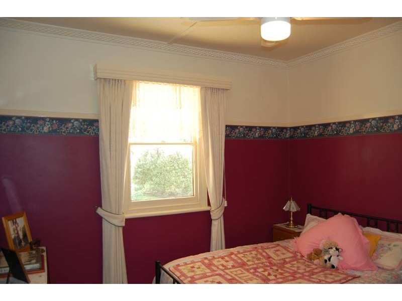 563 Mailors flat / Koroit Rd, Southern Cross VIC 3283