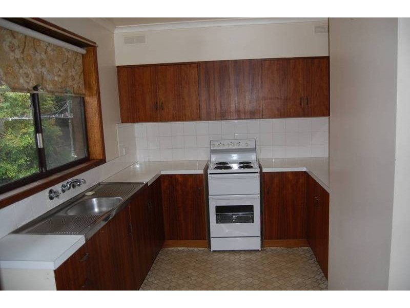 4 Gibbons Crt, Warrnambool VIC 3280