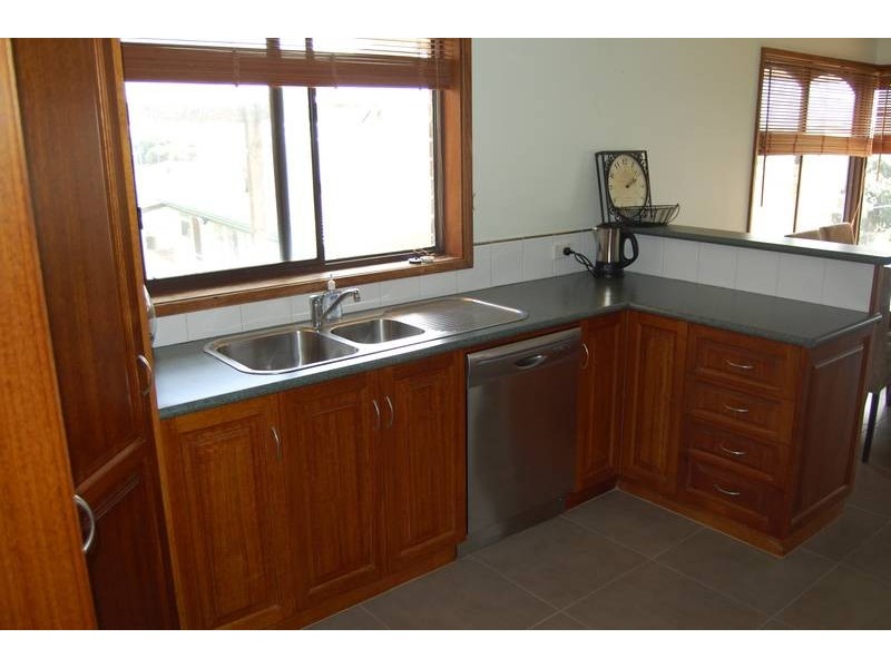 Warrnambool VIC 3280