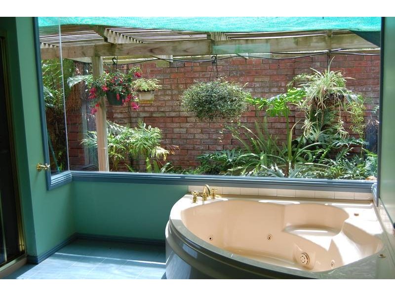 2 Grange Road, Warrnambool VIC 3280