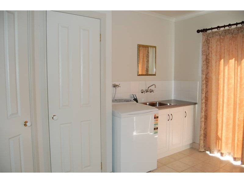 19 Stauntons Lane, Koroit VIC 3282