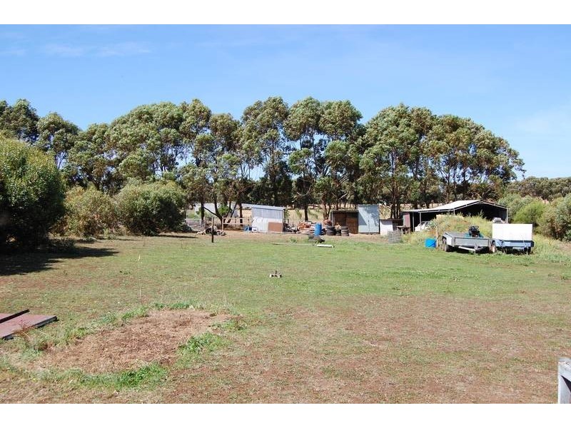 19 Stauntons Lane, Koroit VIC 3282