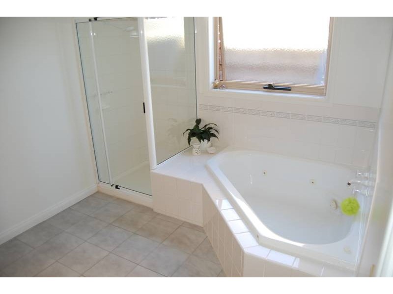 Warrnambool VIC 3280