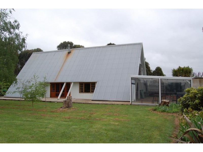 3 Grannys Rd, Winslow VIC 3281