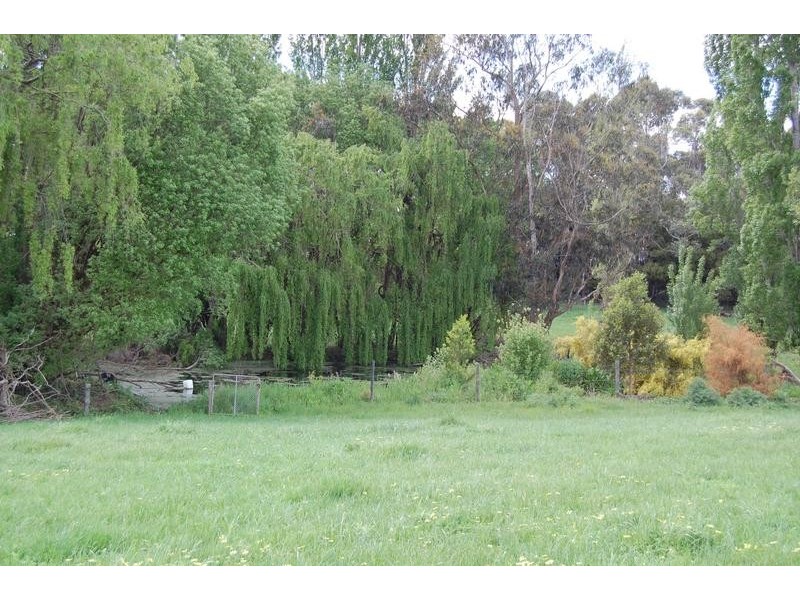 861 Swans Rd, Naringal VIC 3277