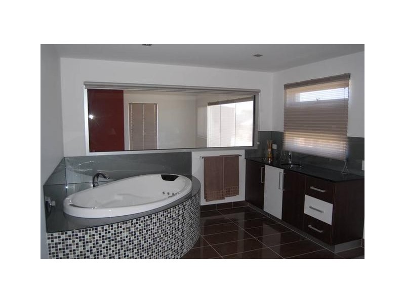 Warrnambool VIC 3280