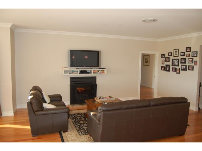 387 Memberys Road, Naringal VIC 3277