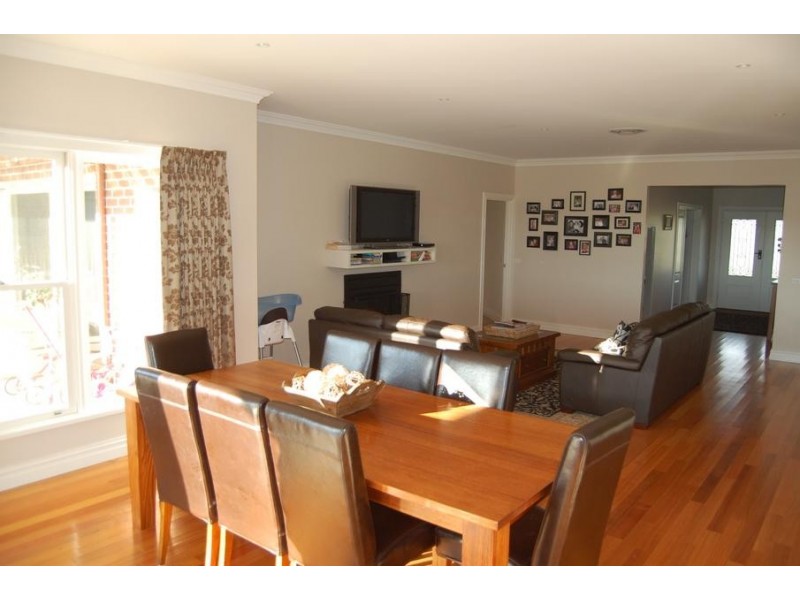 387 Memberys Road, Naringal VIC 3277