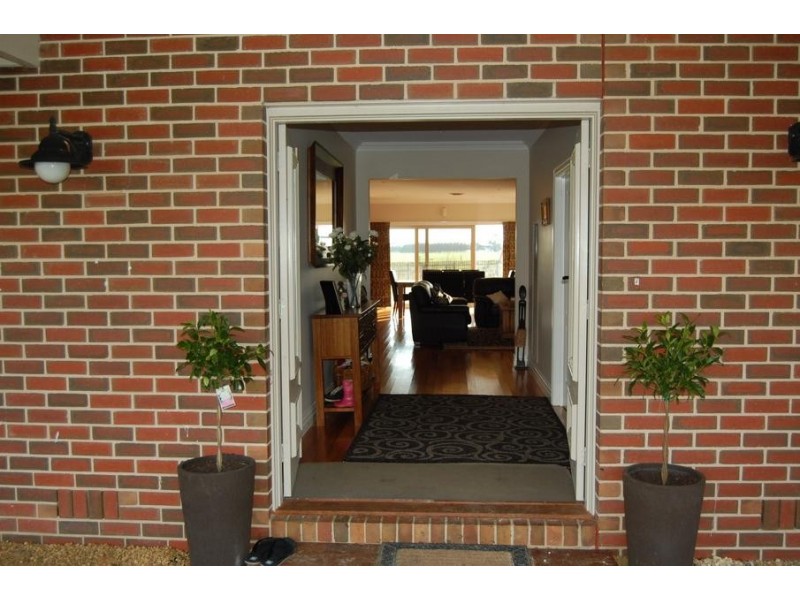 387 Memberys Road, Naringal VIC 3277