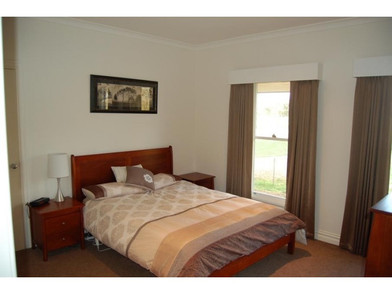 387 Memberys Road, Naringal VIC 3277