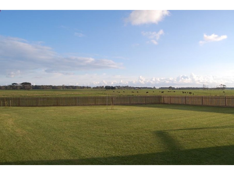 387 Memberys Road, Naringal VIC 3277