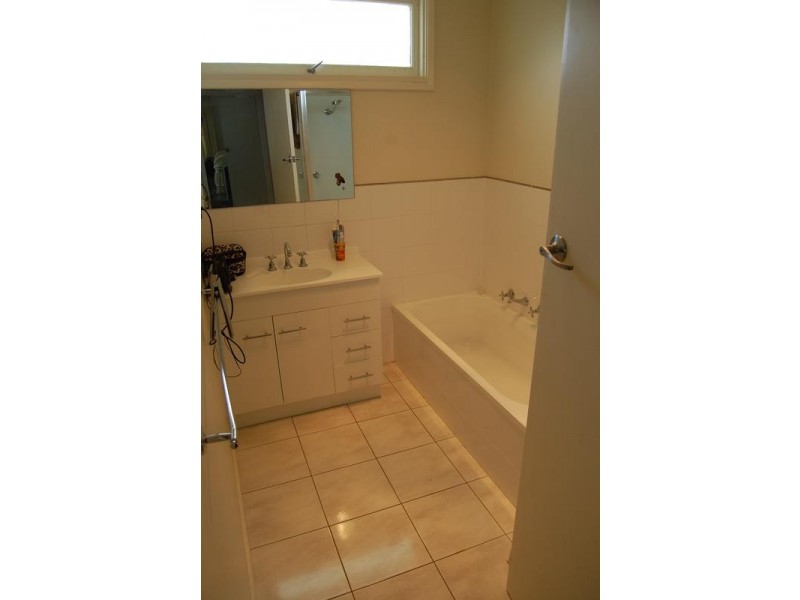 8 Mott Street, Warrnambool VIC 3280