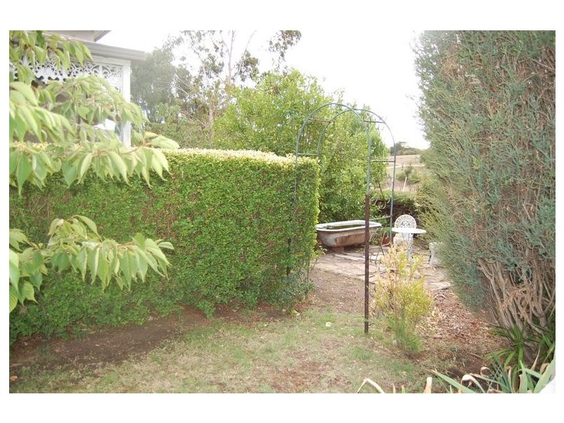 246 Bridge Road, Woodford VIC 3281