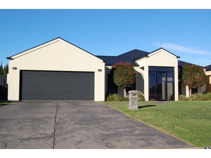 8+10 Nina Street, Dennington VIC 3280