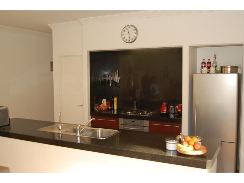 8+10 Nina Street, Dennington VIC 3280