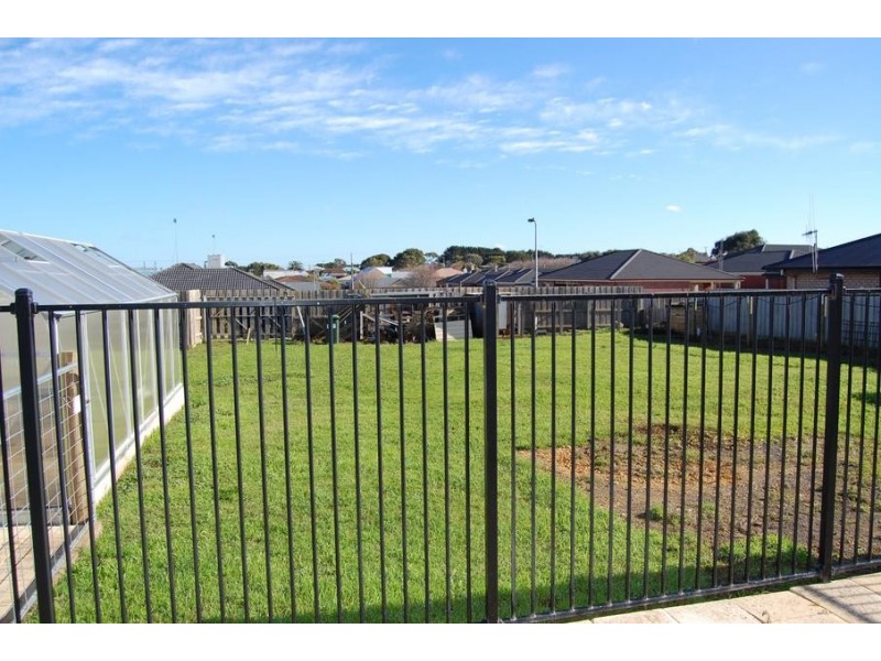 8+10 Nina Street, Dennington VIC 3280