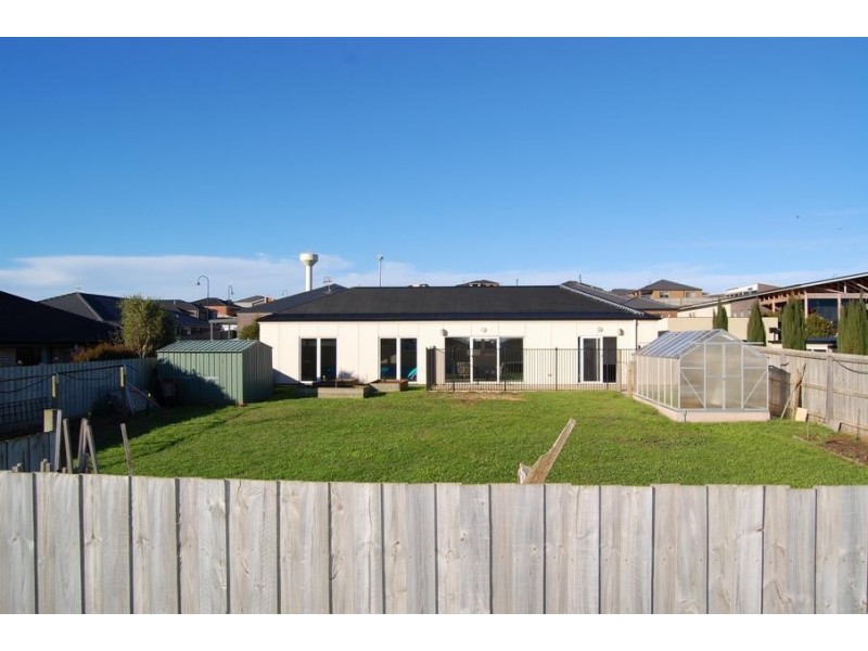 8+10 Nina Street, Dennington VIC 3280