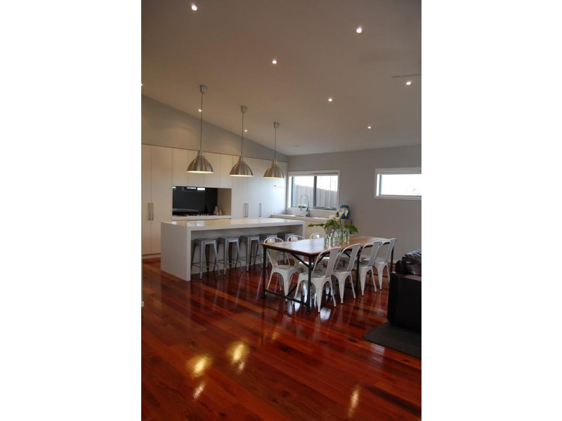 33 Adriana Crescent, Warrnambool VIC 3280