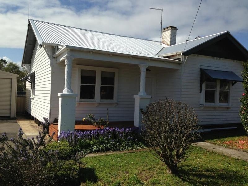 9 Strong Street, Terang VIC 3264