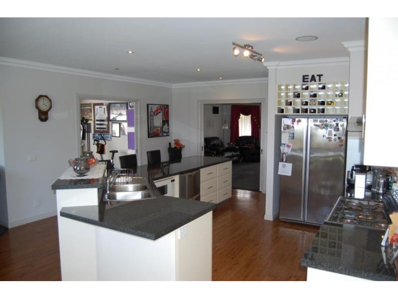 Warrnambool VIC 3280