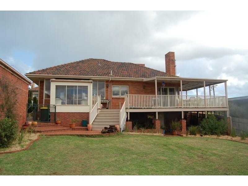 6 Wildwood Crescent, Warrnambool VIC 3280