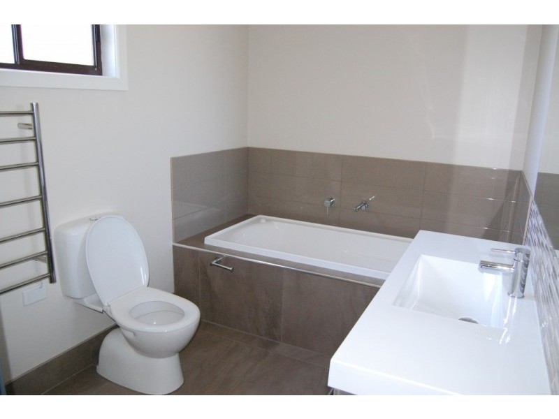 9 Moore Street, Warrnambool VIC 3280