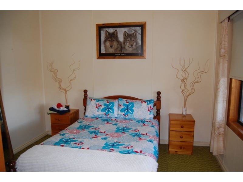 13 Station Street, Koroit VIC 3282