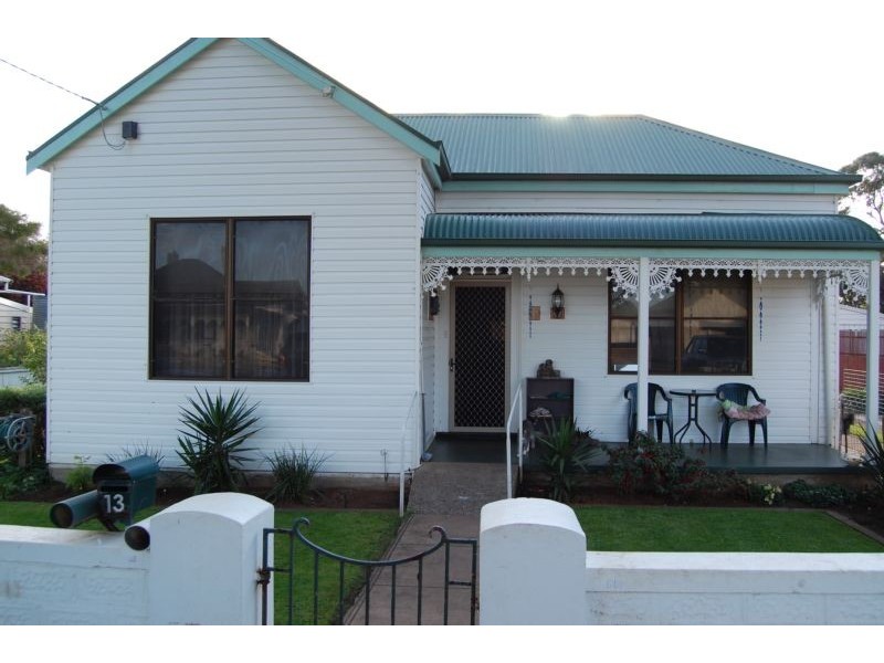 13 Station Street, Koroit VIC 3282