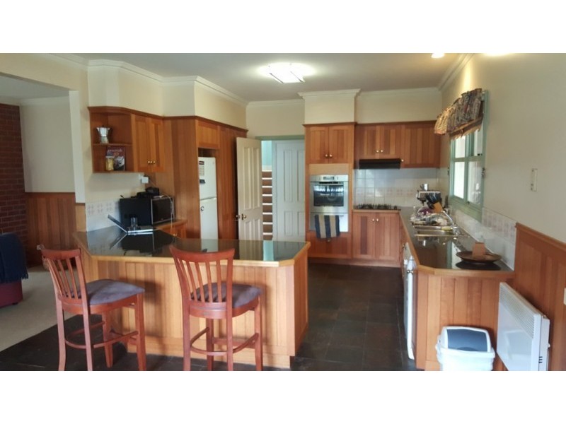 37 Scenic Drive, Koroit VIC 3282