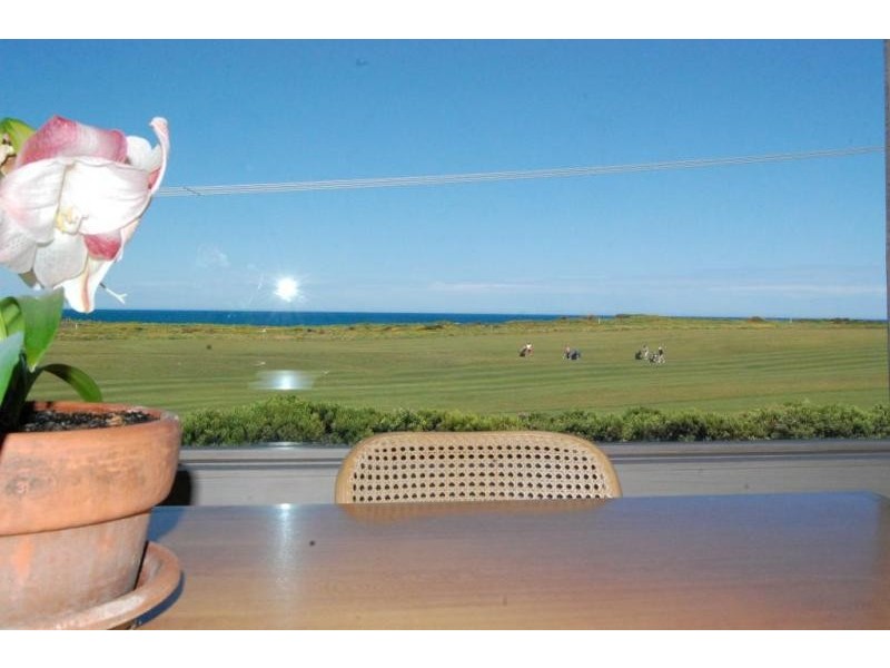 4 Schomberg Street, Peterborough VIC 3270