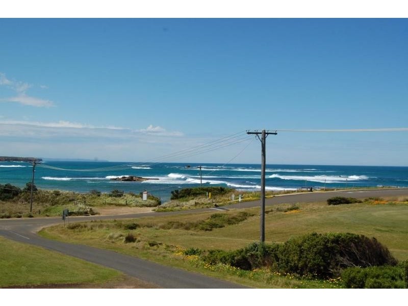 4 Schomberg Street, Peterborough VIC 3270